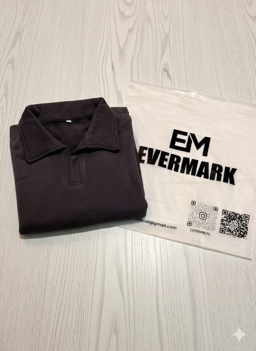 Old Money Style Black Sweatshirt